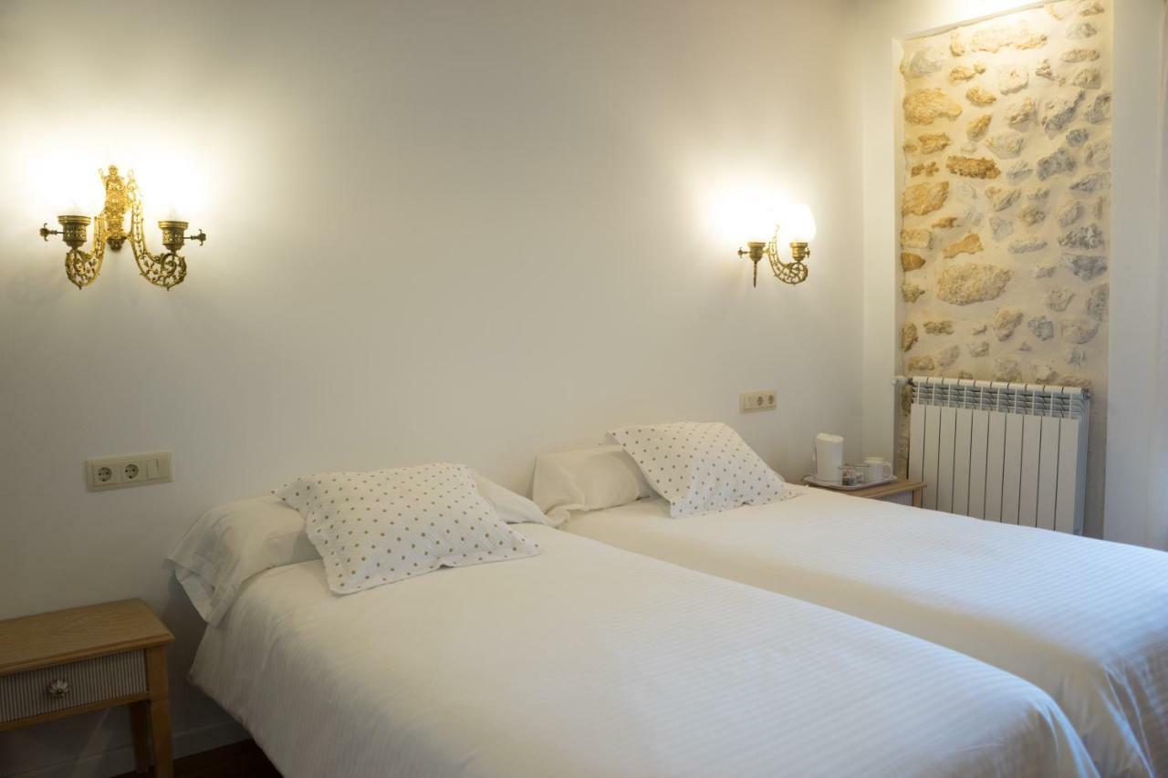 Son Colom -Turismo De Interior Villa Campanet Exterior photo